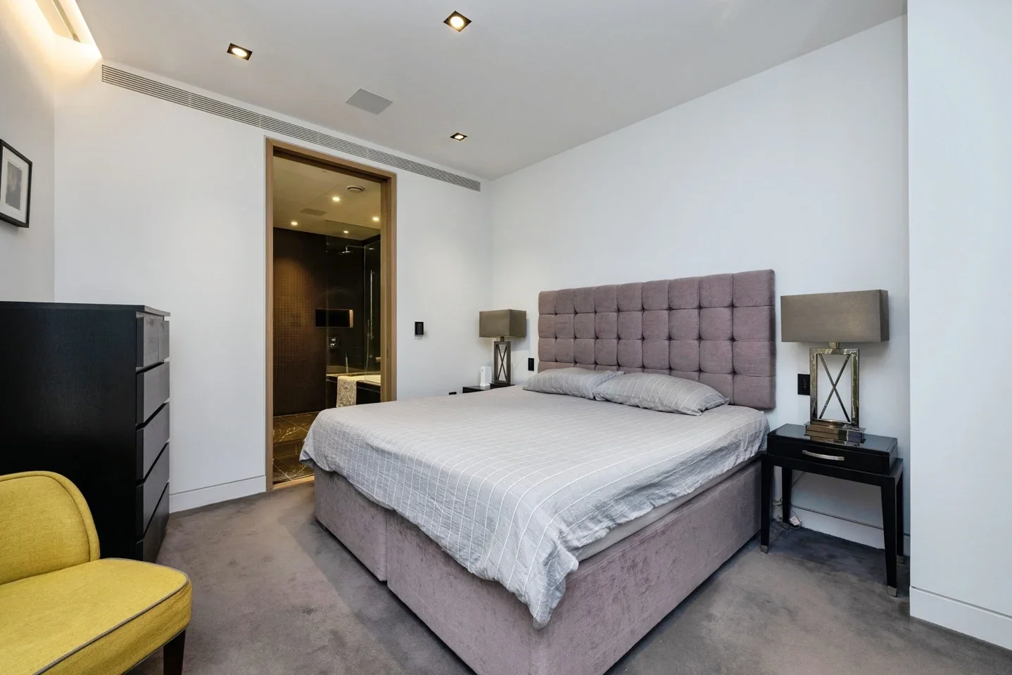 Flat Wood Street in City of London
