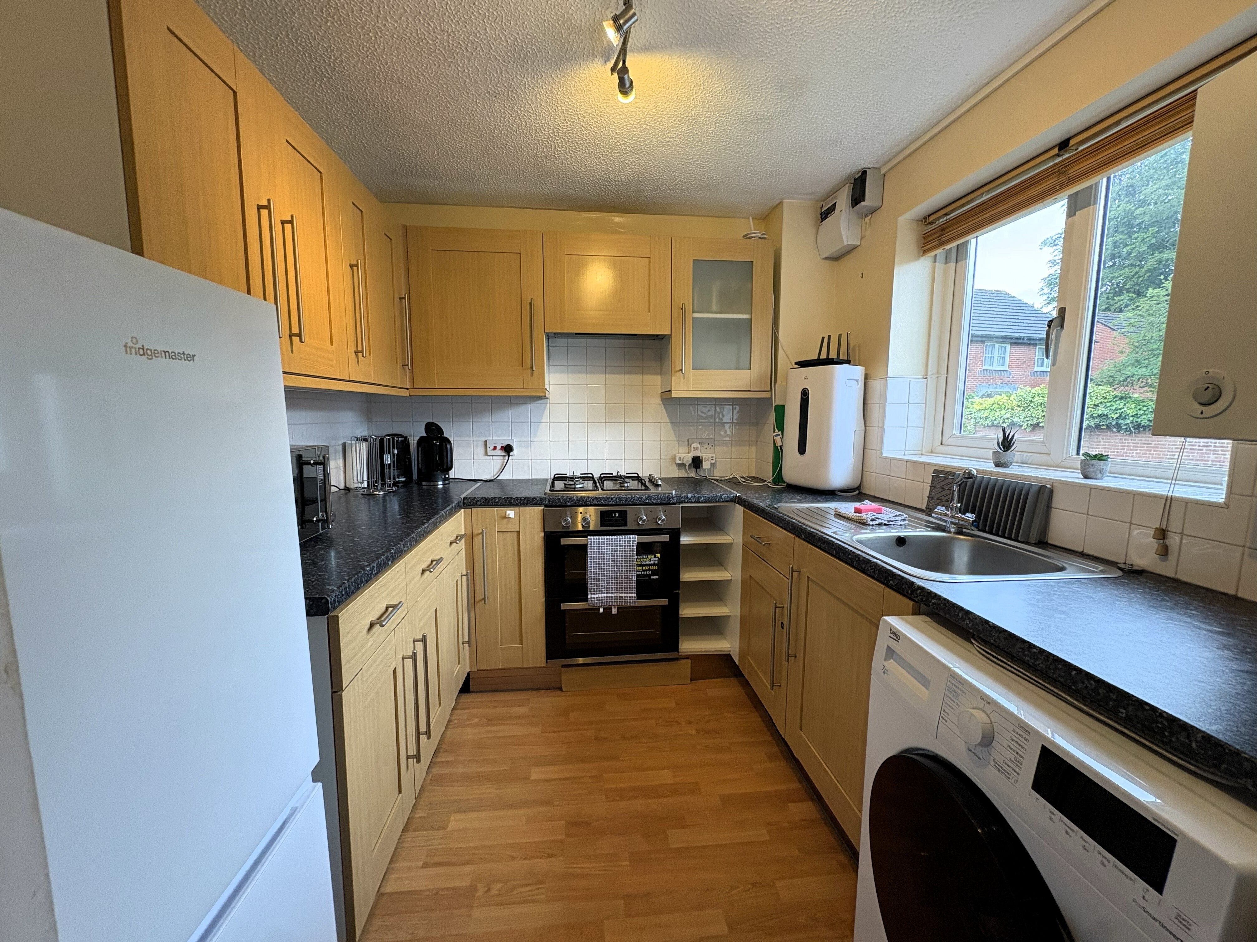 Flat Wilton Way in Exeter