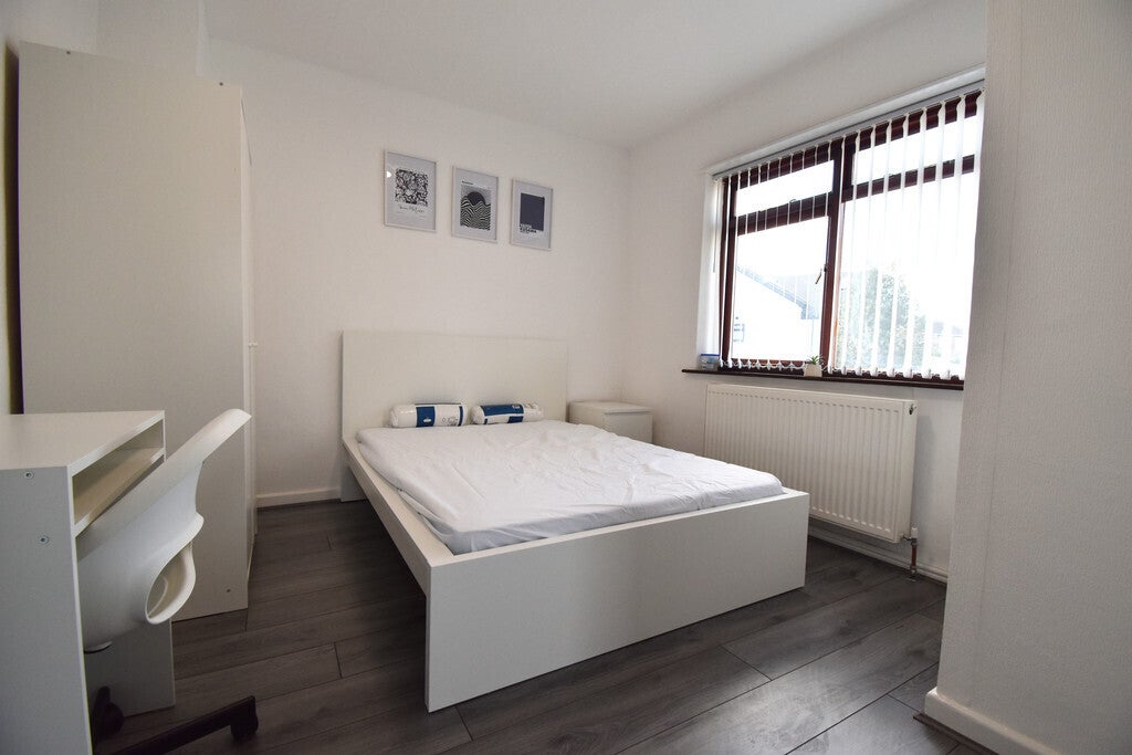 Room Longfellow Road in Coventry