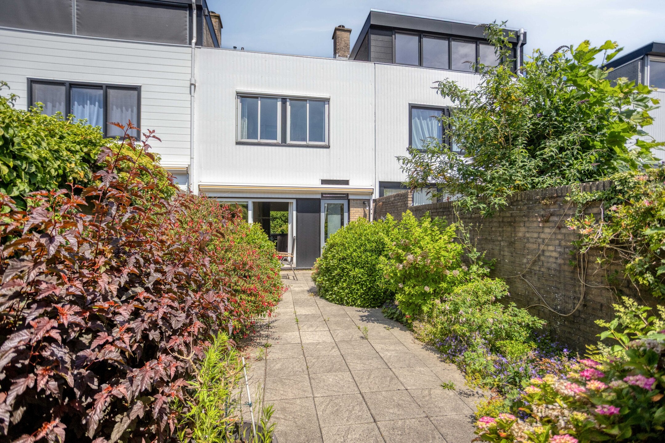 Tussenwoning te koop: Radboud 26, Landsmeer