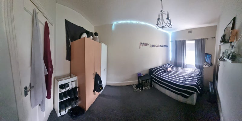 Room Rosebank Way in Greater London