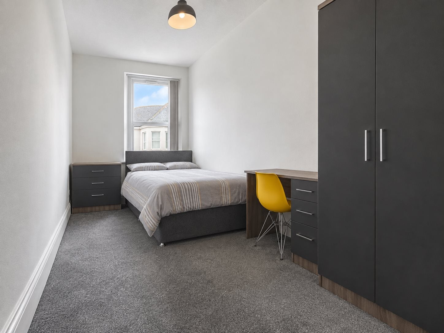 Room Mildmay Street in Plymouth