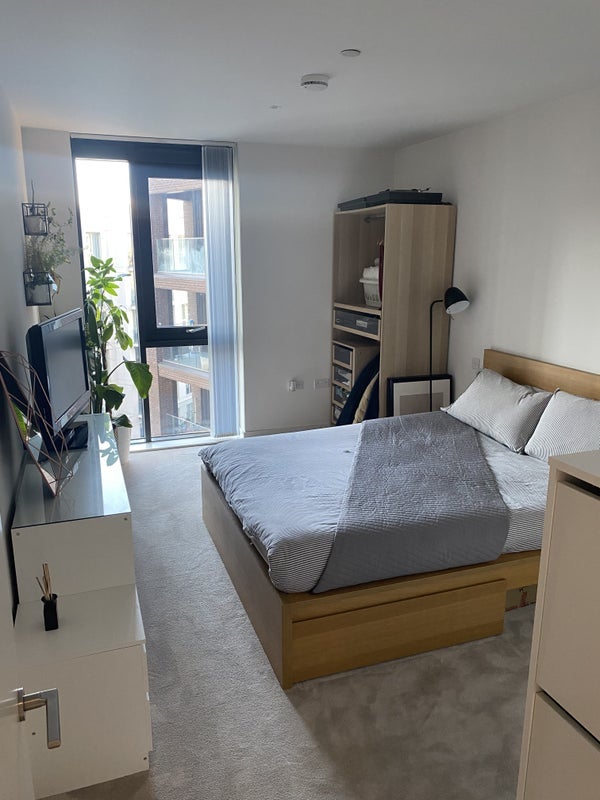 Room Starboard Way in Greater London