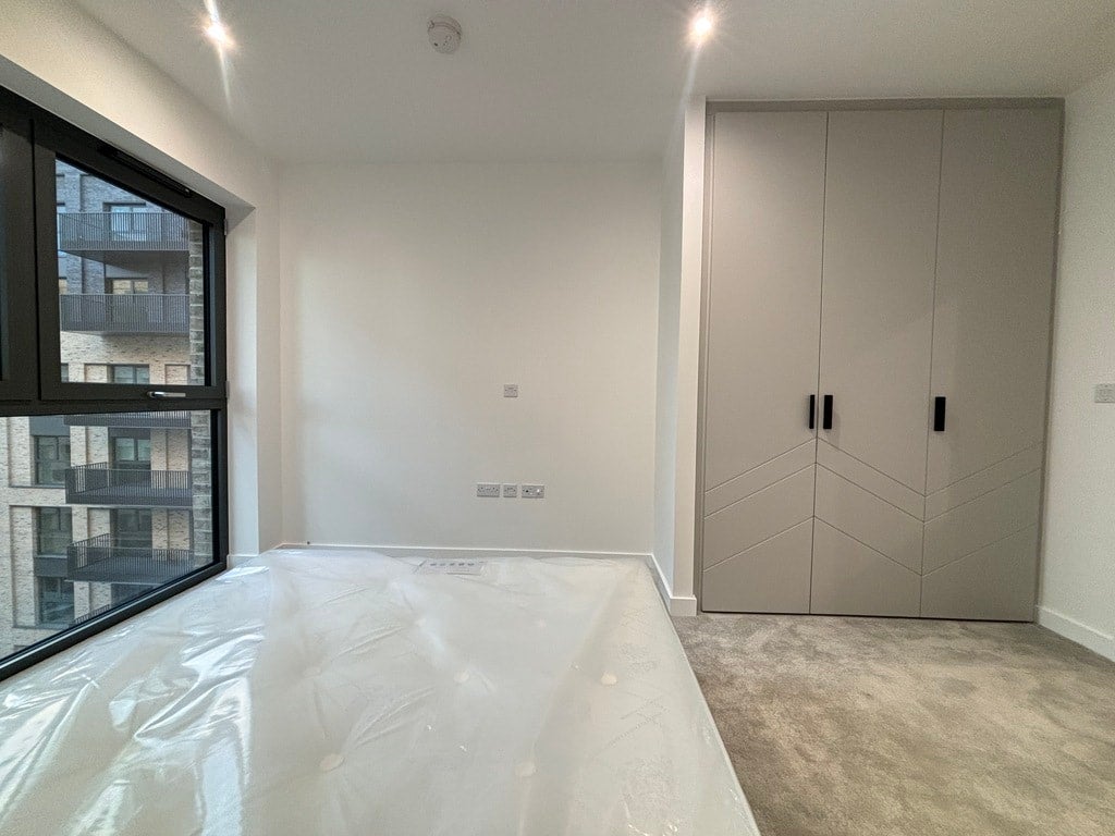 Flat Seven Sisters Road in Greater London