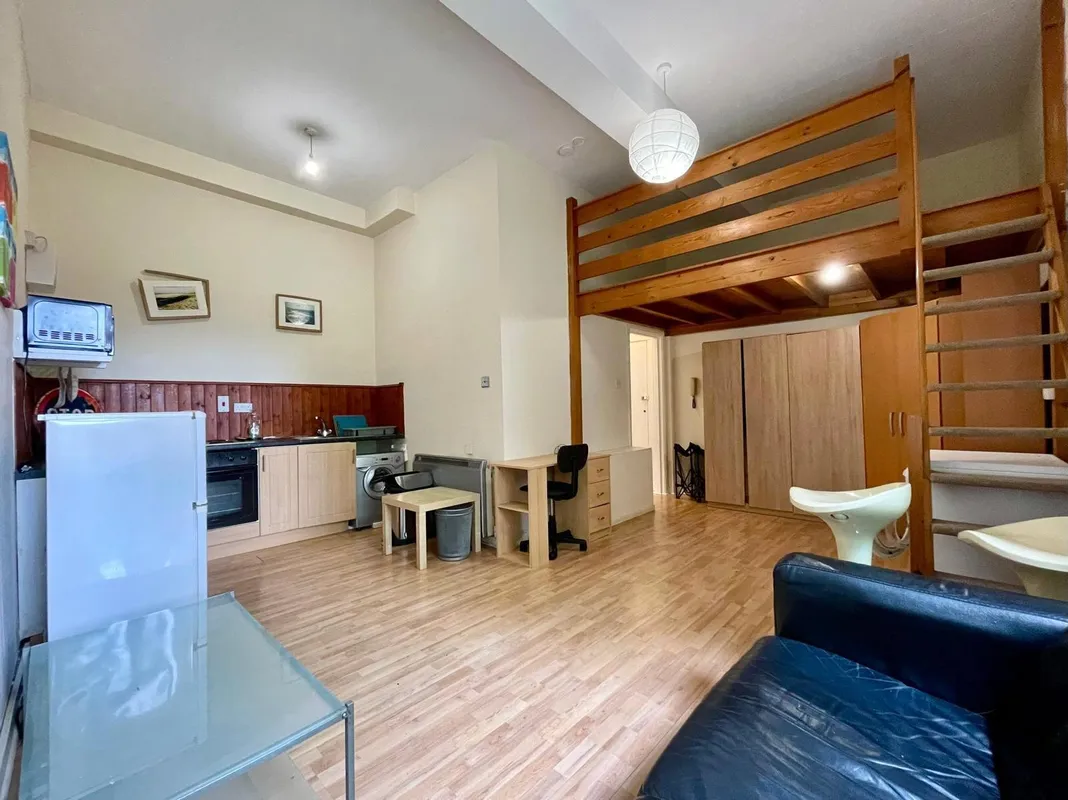Room Madeira Road in Bournemouth