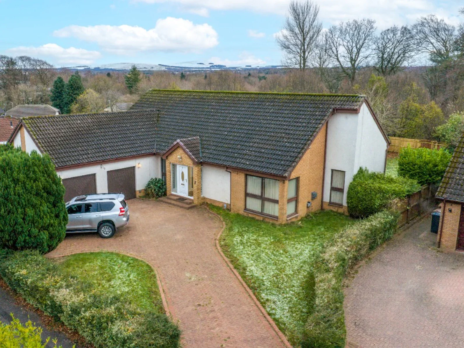 House Highfield in Livingston