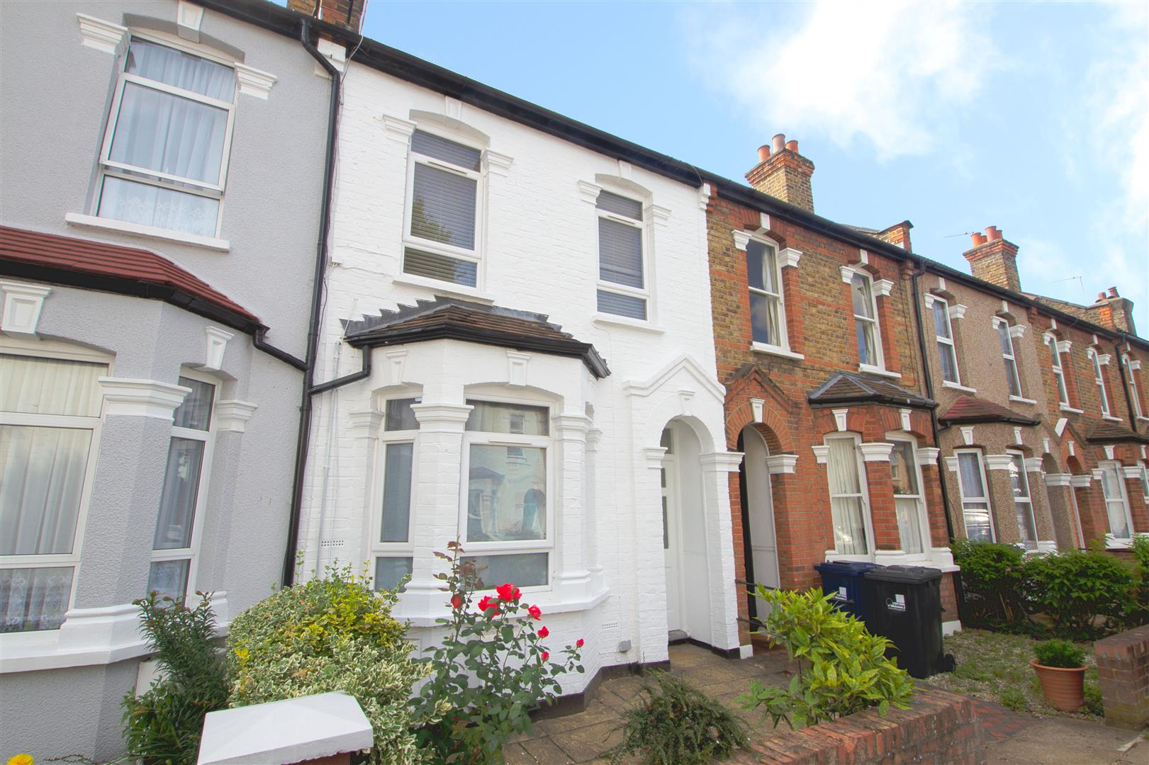 Flat Seaford Road in Greater London