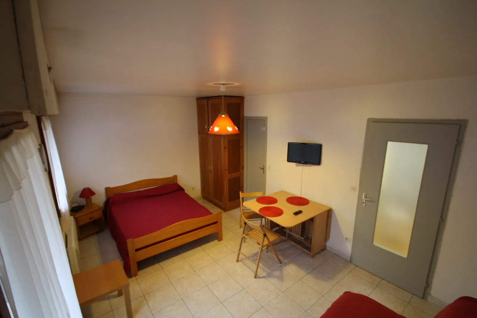 Chambre Allée Mirabeau à Aix-les-Bains