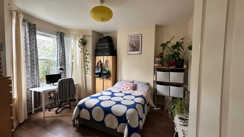 Room Albyn Road in Greater London