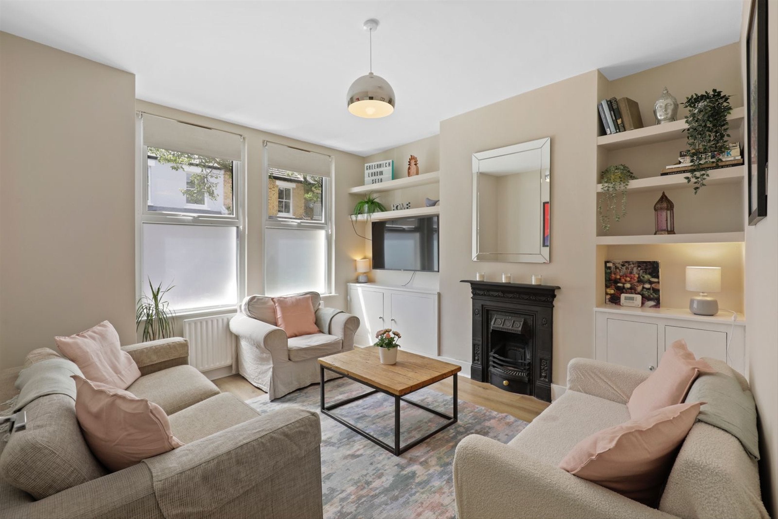 House Fingal Street in Greater London