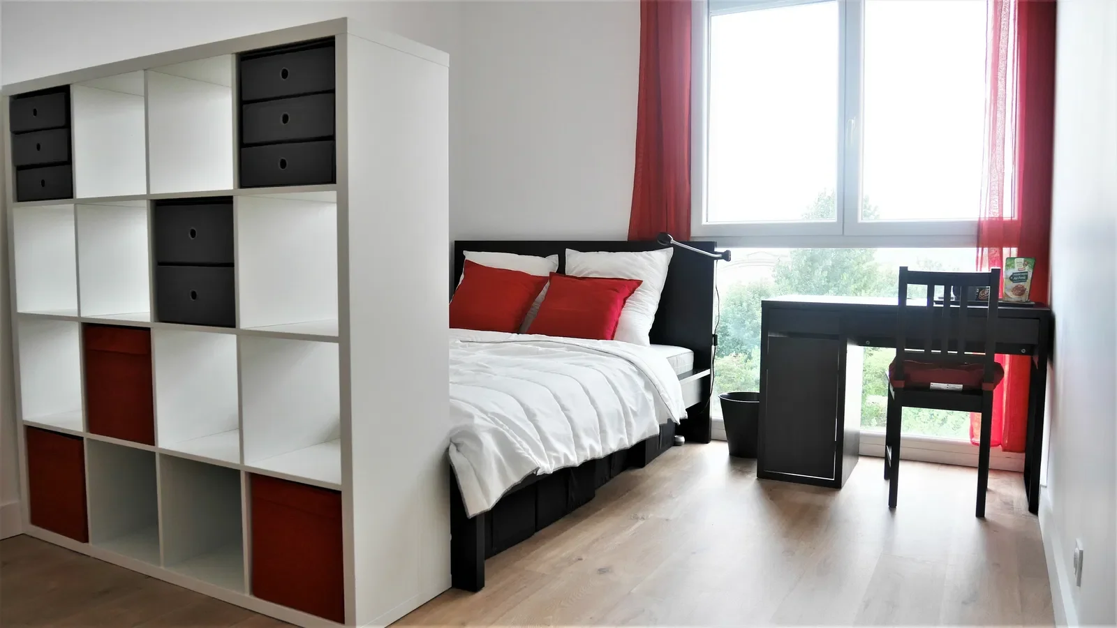 Flat Rue Louise Michel in Mantes-la-Ville