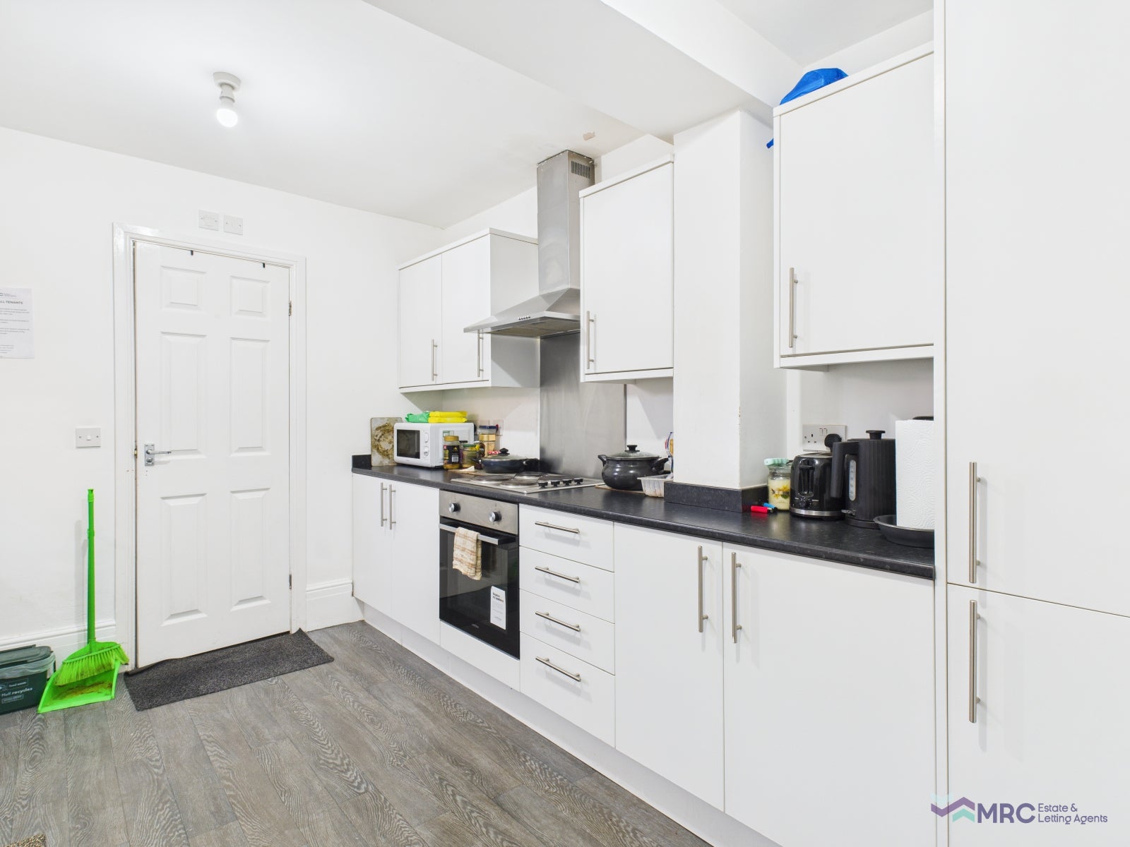 Room Bacheler Street in Hull