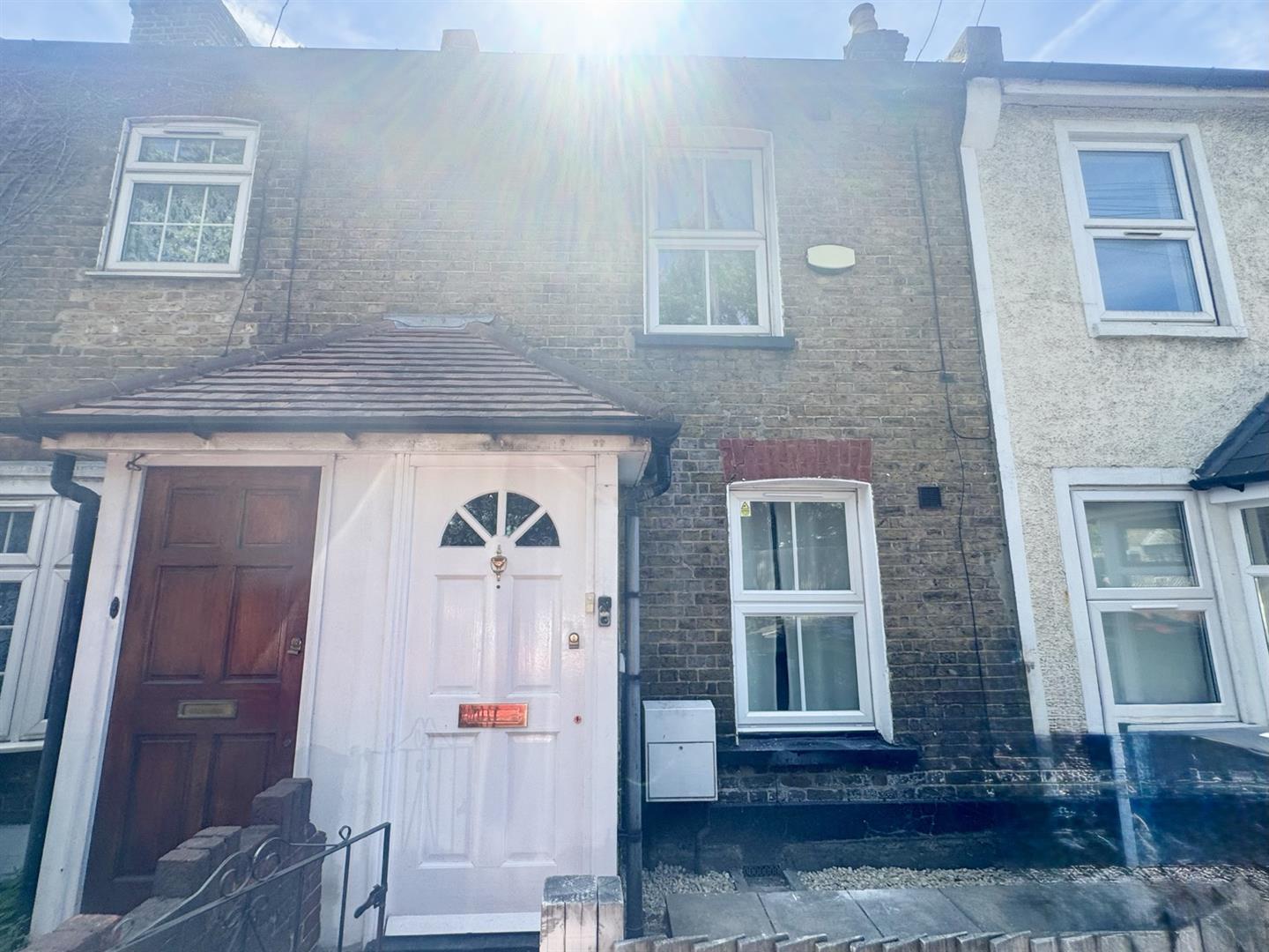 House Queen's Road in Greater London