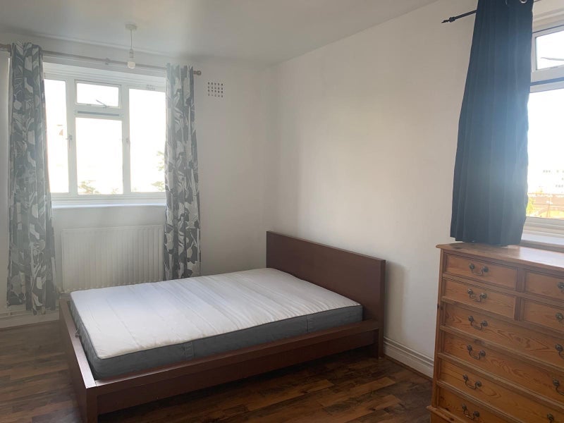 Room Alfreda Street in Greater London