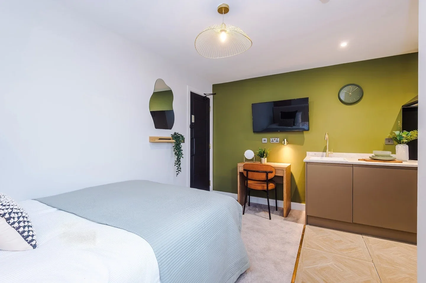 Flat Cobden Street in Warrington