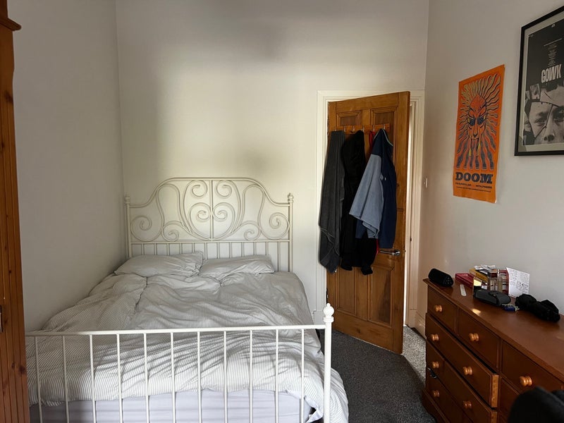Room Victoria Park Drive South in Glasgow