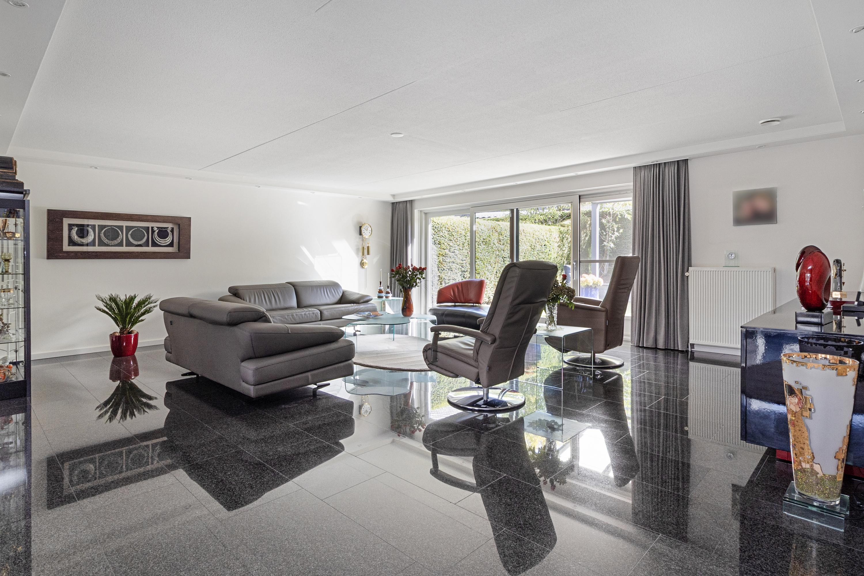 Twee-onder-één-kap te koop: Jubileumstraat 41A, Sittard