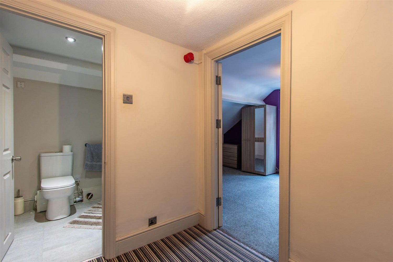Room Bryngwyn Road in Newport