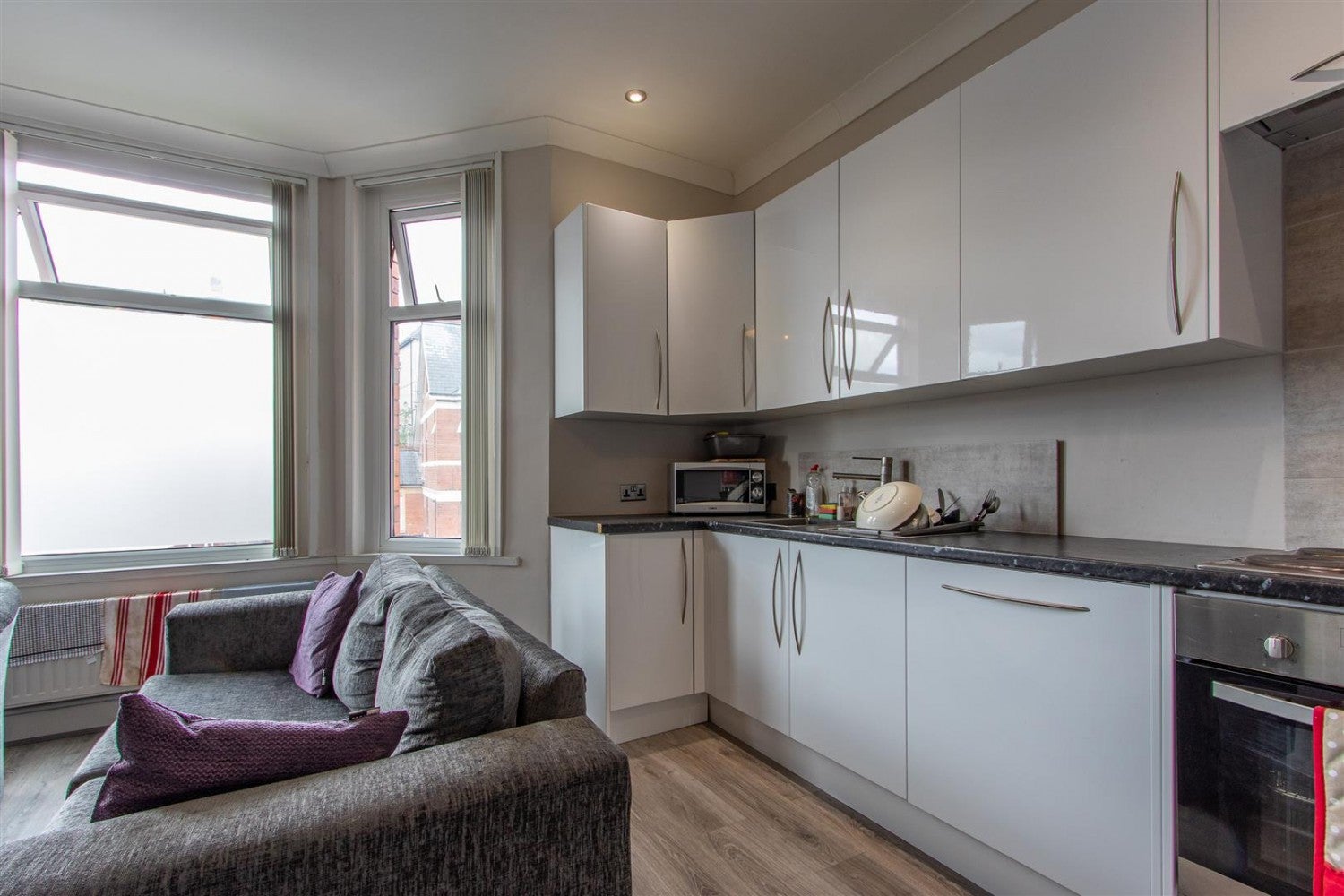 Room Bryngwyn Road in Newport