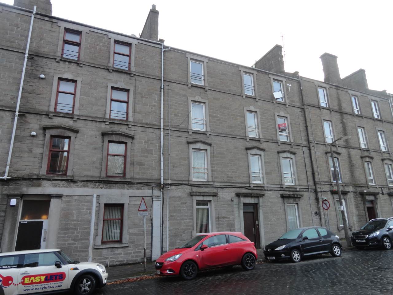 Flat Stirling Street in Dundee