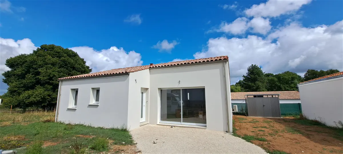 House Rue du Petit Coudret in Saintes