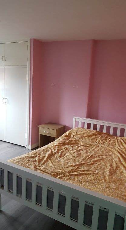 Room Pennywell Road in City of Edinburgh