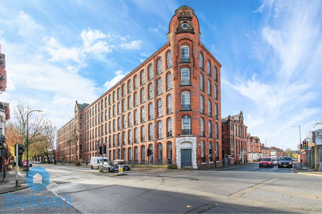 Flat Hartley Road in Nottingham