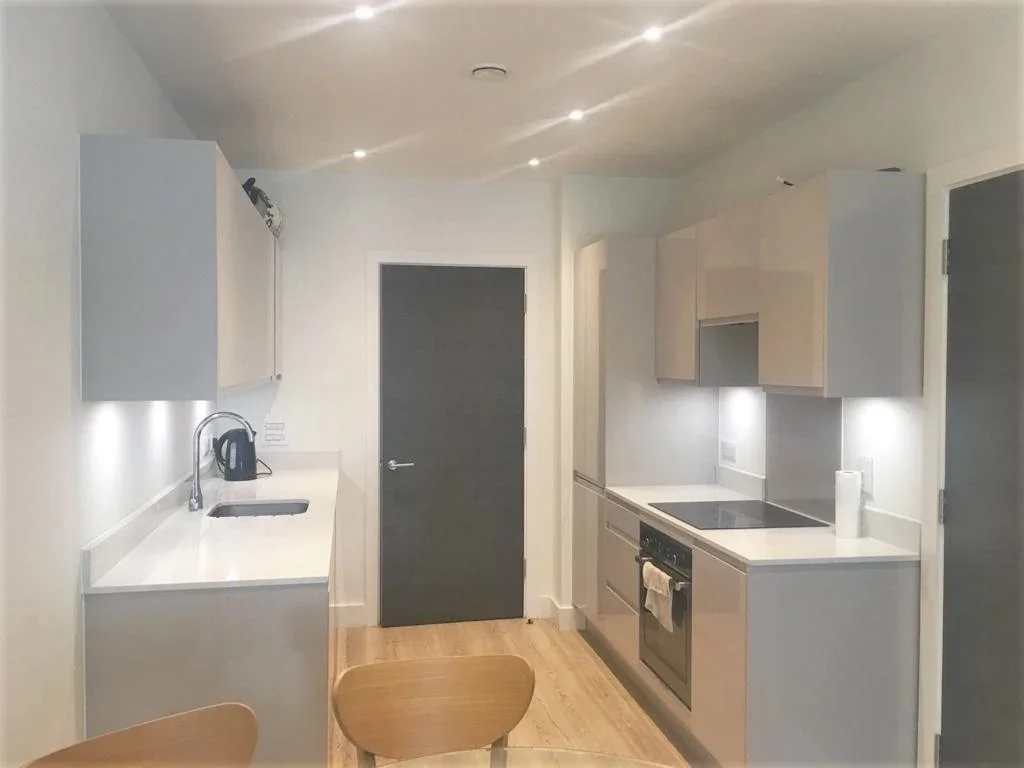 Flat New Village Avenue in Greater London