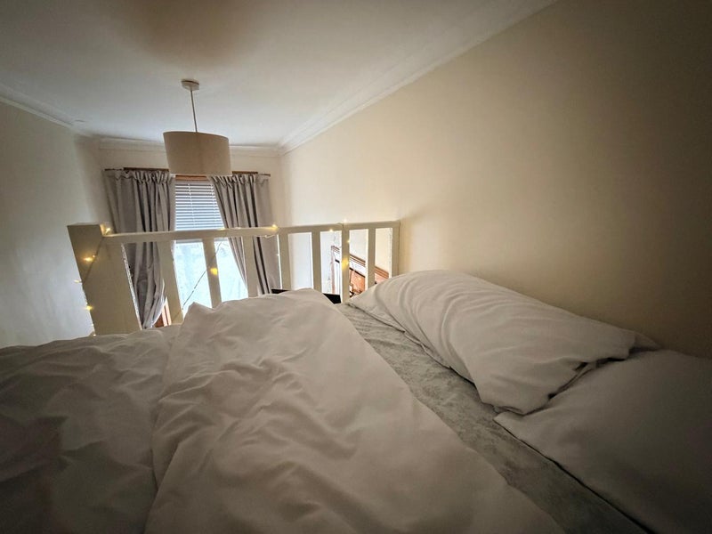 Room West End Park Street in Glasgow