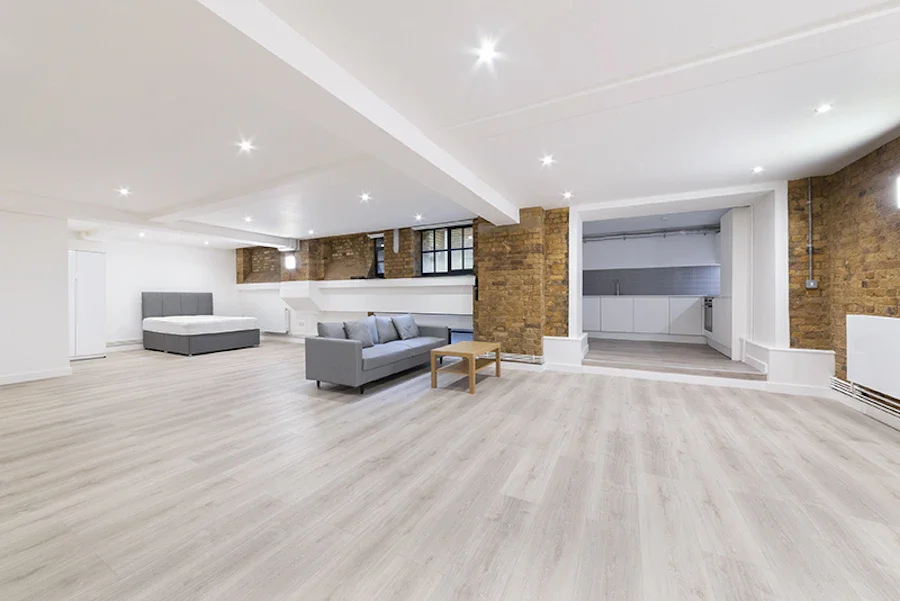 Flat Tyssen Street in London