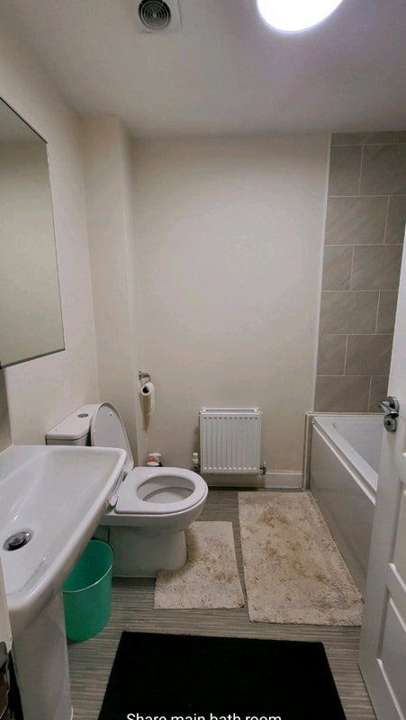 Room Watchfield Close in Liverpool