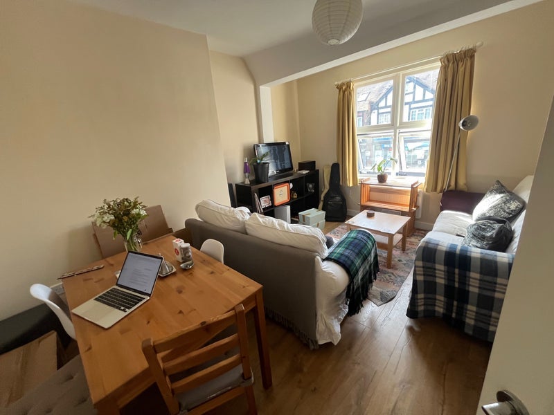 Room Lee High Road in Greater London
