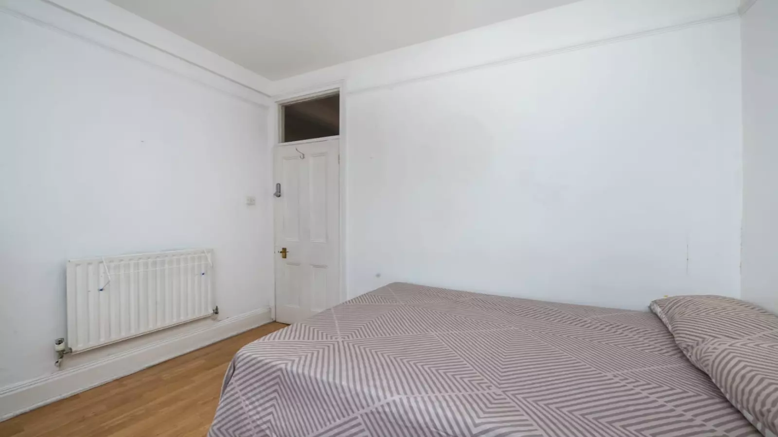 Room Lucerne Mews in Greater London