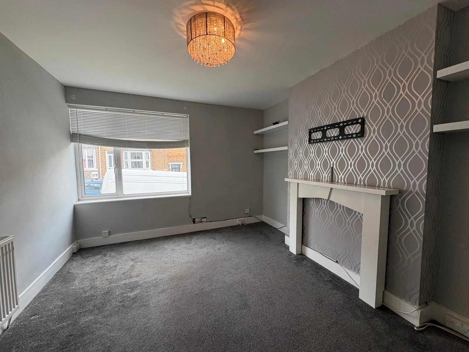 Flat Charlton Street in Maidstone