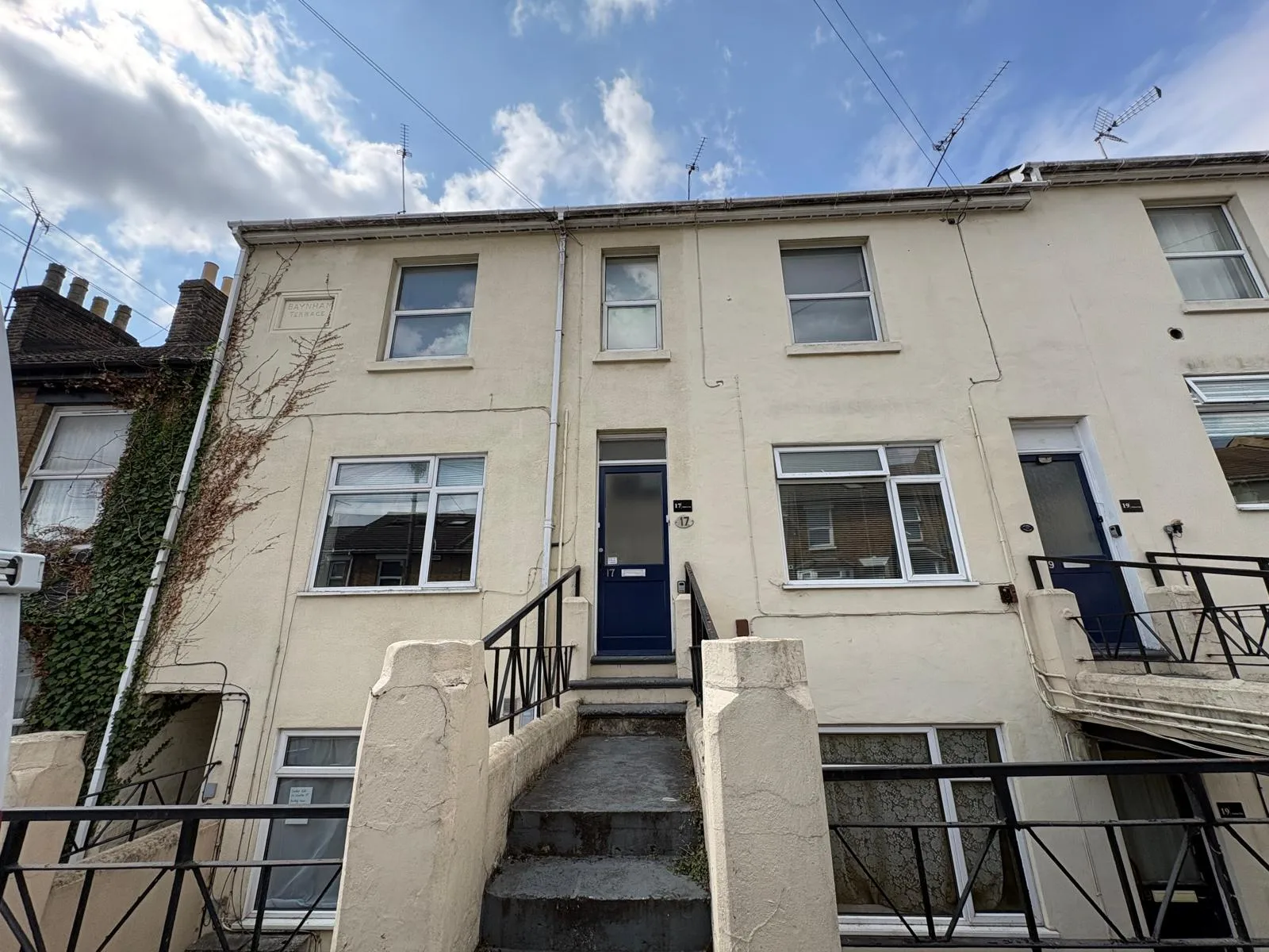 Flat Charlton Street in Maidstone