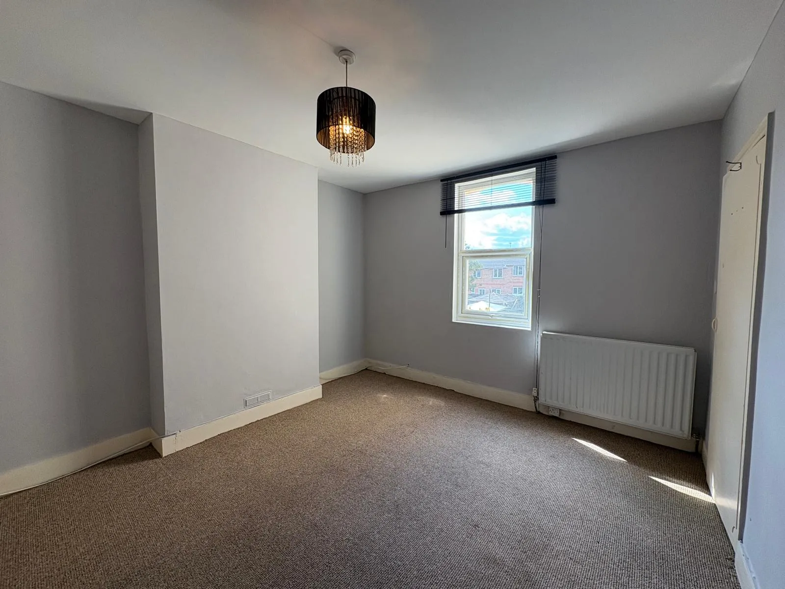 Flat Charlton Street in Maidstone