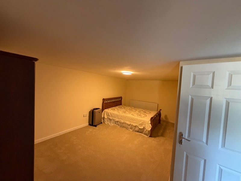 Room Taunton Road in Trafford
