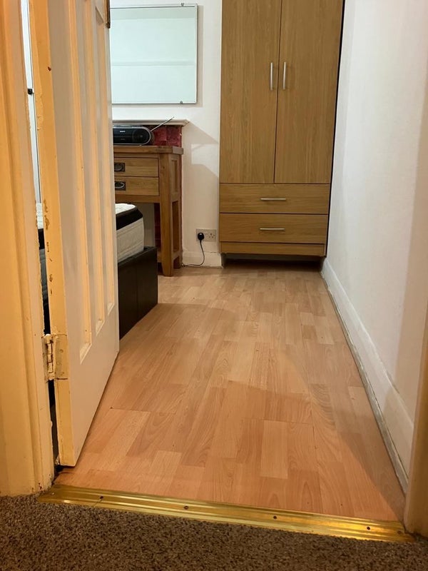 Room Canada Avenue in Greater London