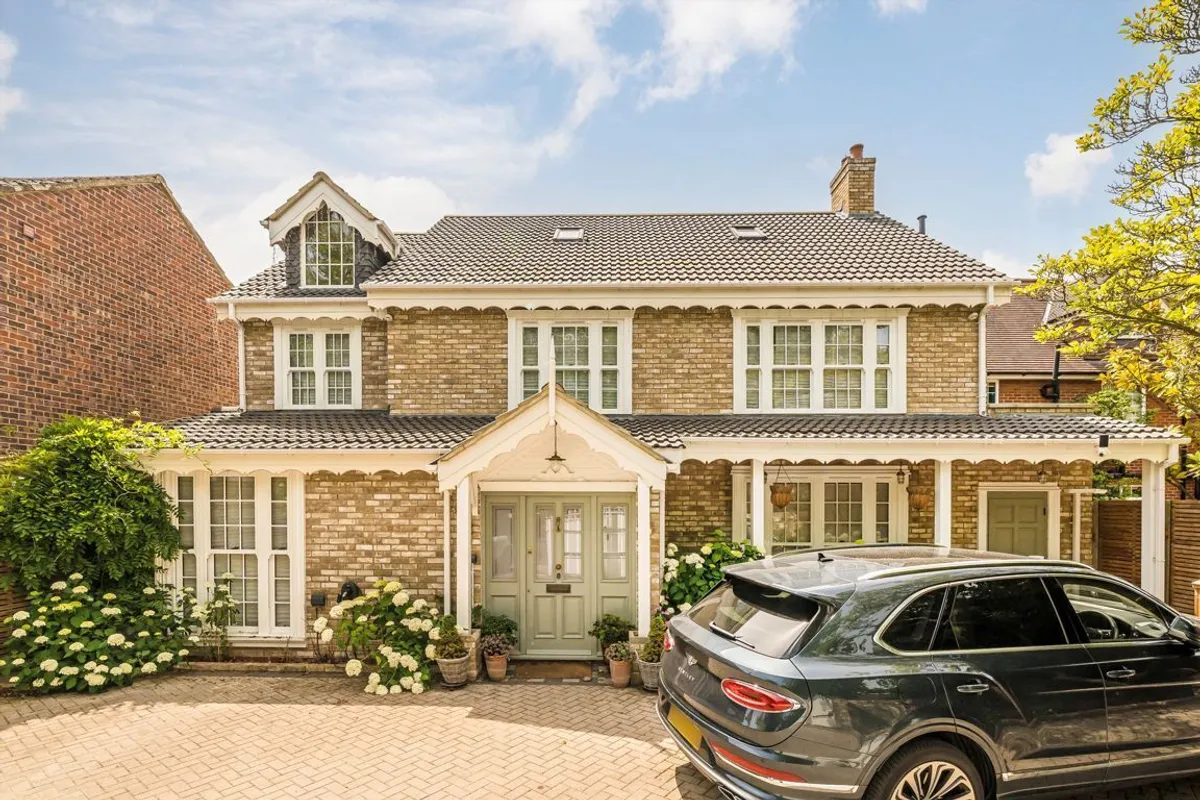 House Park Road in Greater London