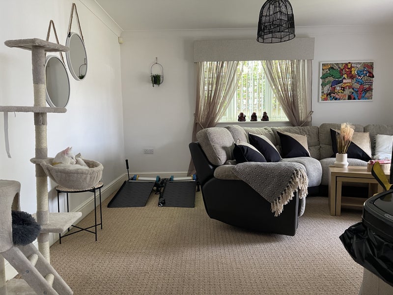 Room Knowsley Park Lane in Prescot