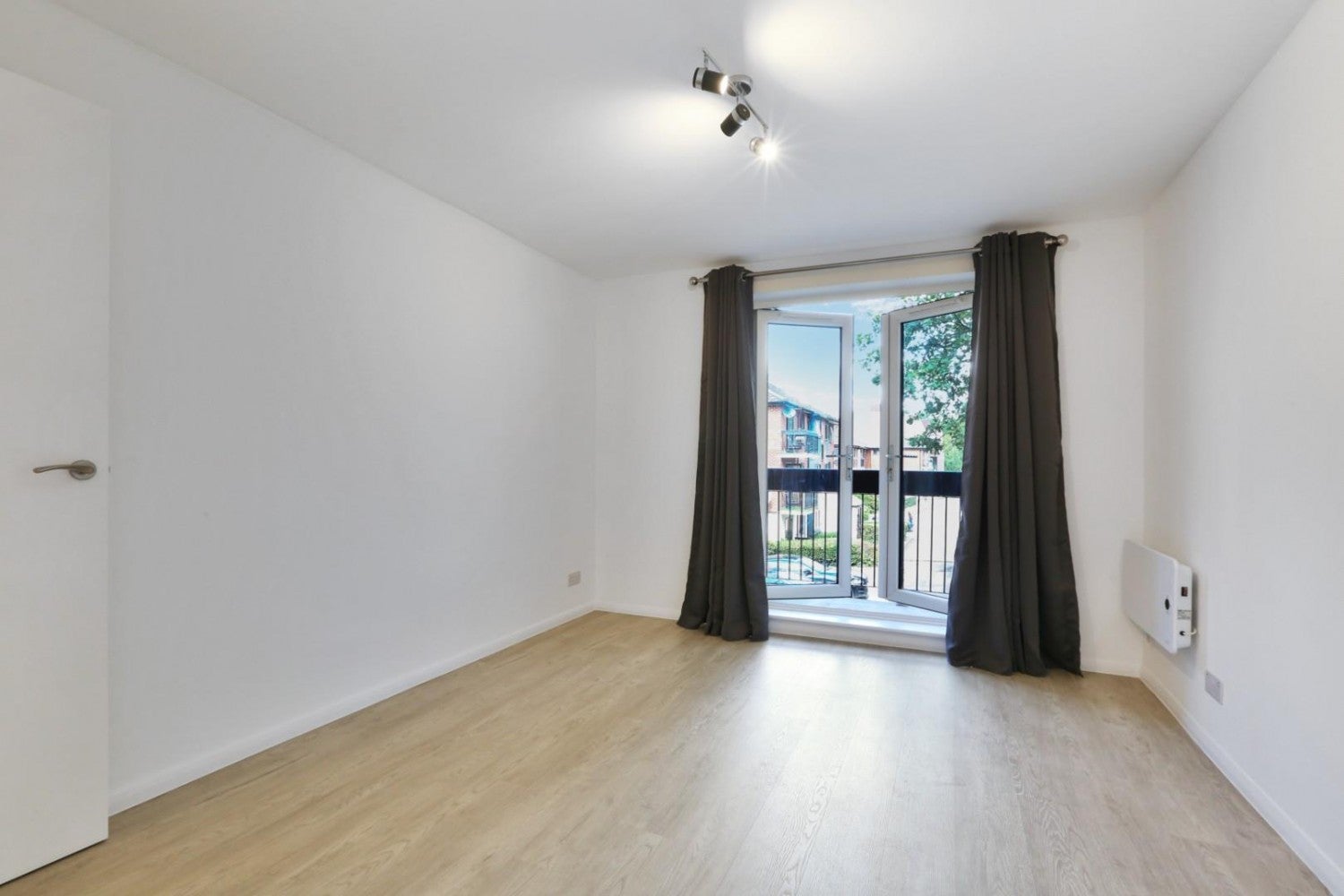 Flat Wavel Place in Greater London