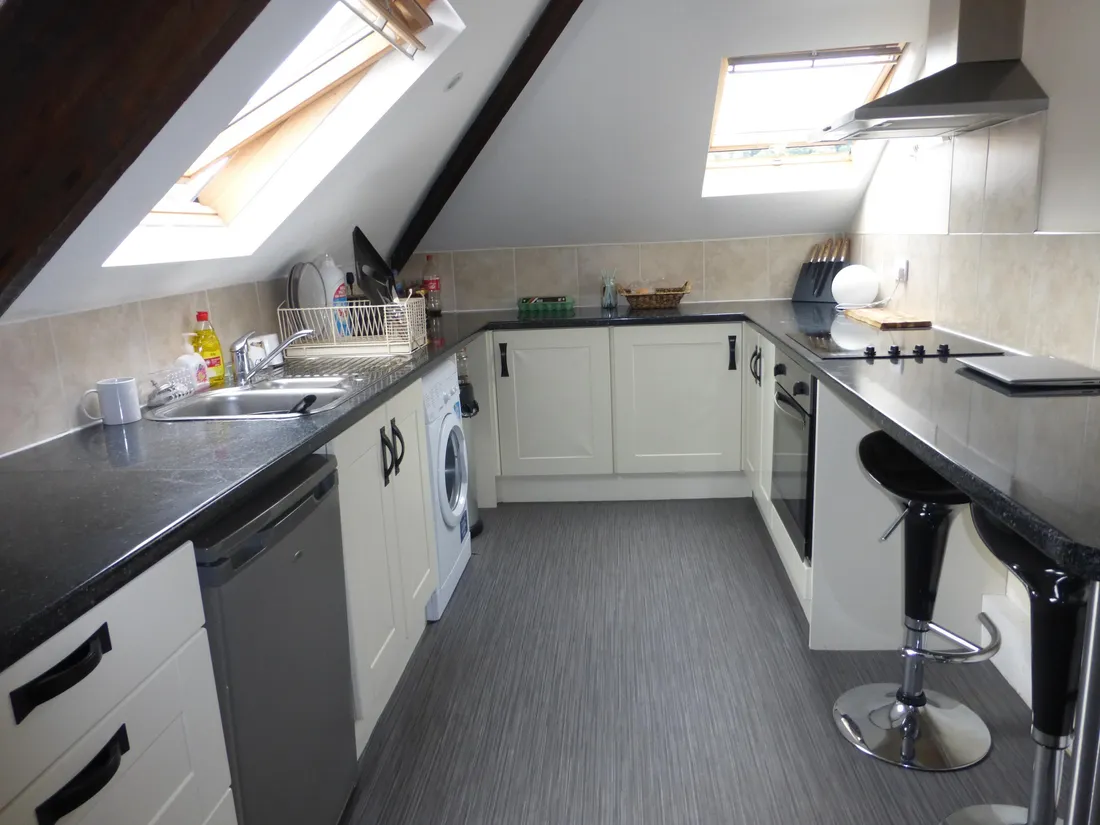 Flat Llantrisant Road in Pontypridd