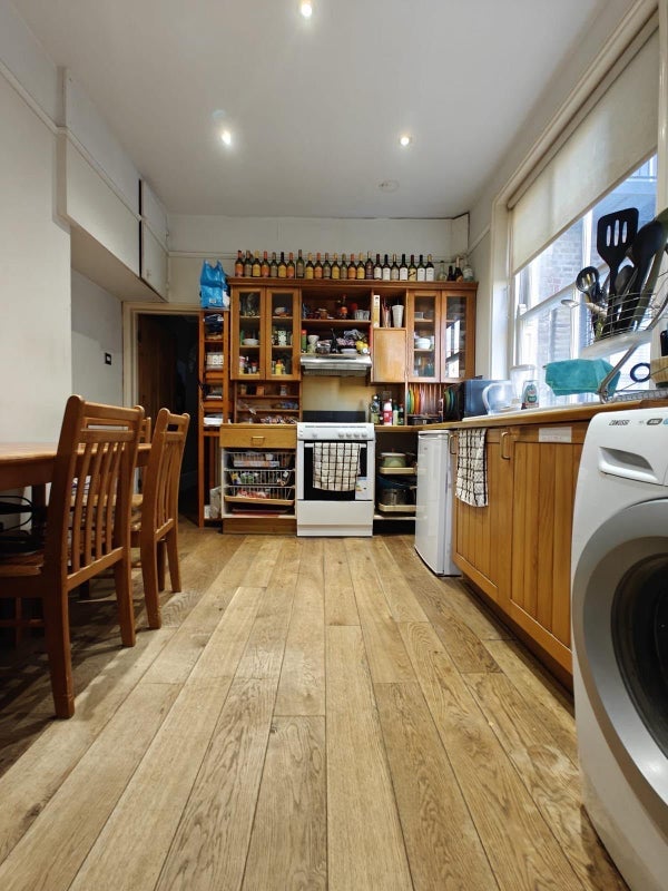 Flat Widley Road in City of Westminster