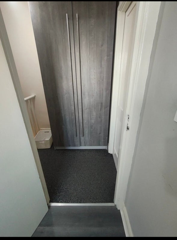 Room Edgware Avenue in Leeds