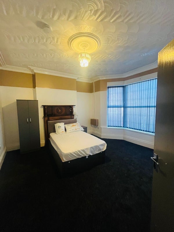 Room Dunsford Road in Sandwell