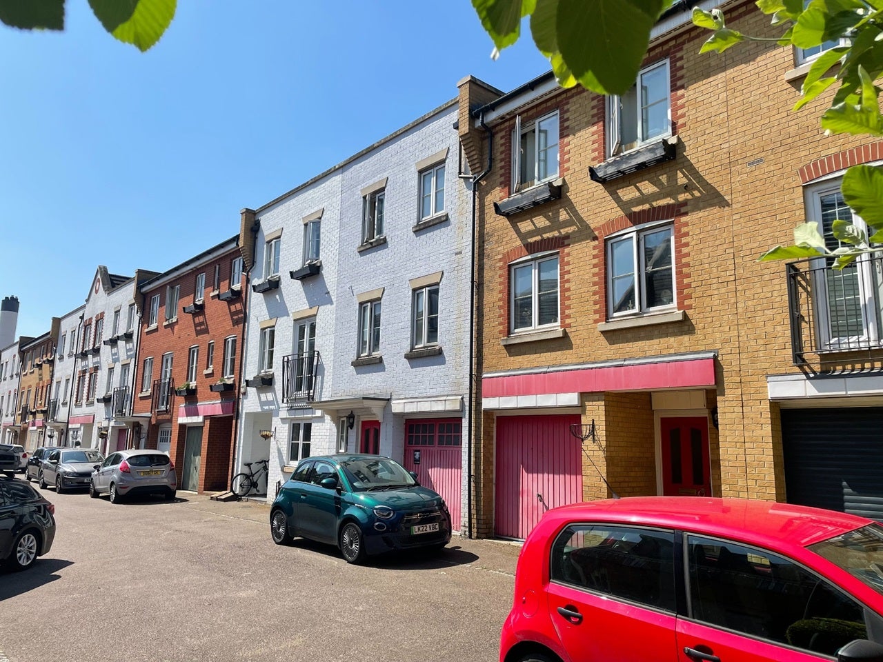 House Edgar Wallace Close in Greater London