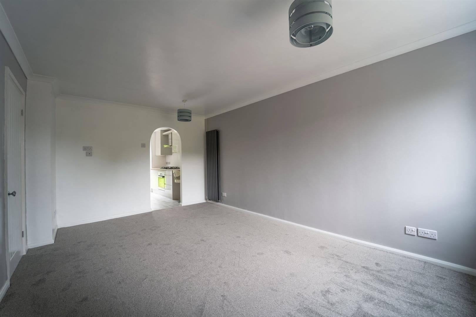 Flat Banbrook Close in Metropolitan Borough of Solihull
