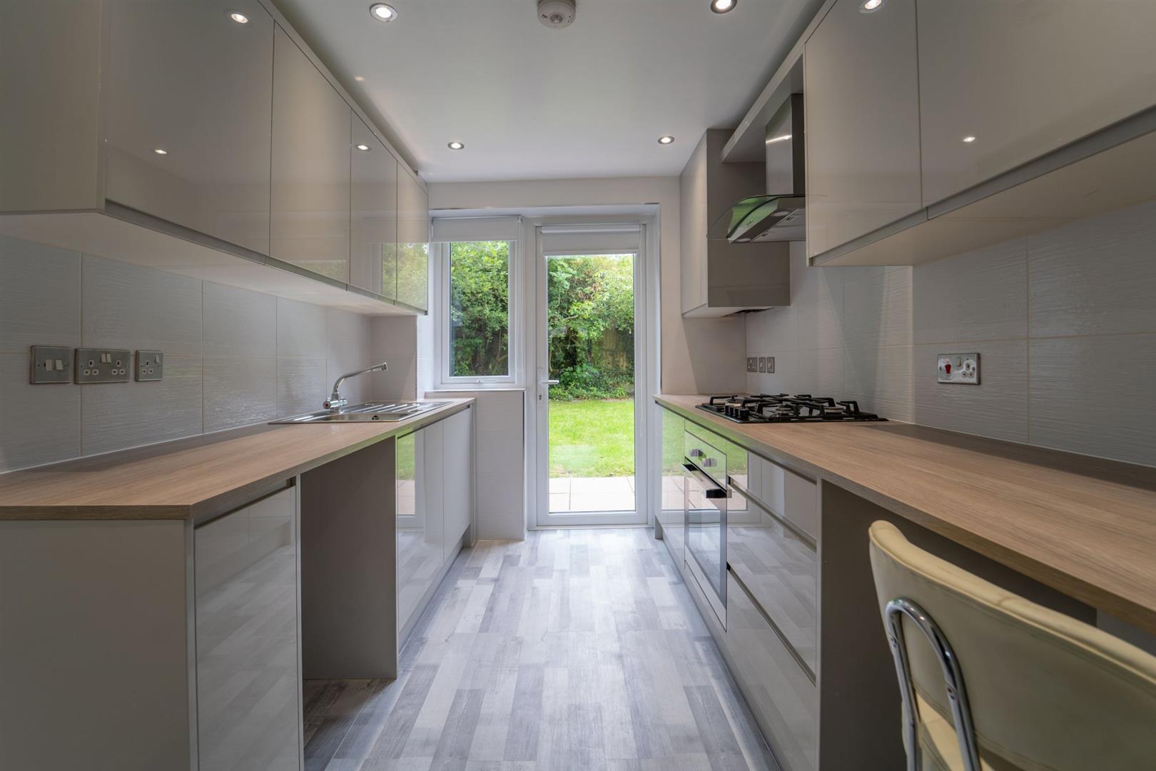 Flat Banbrook Close in Metropolitan Borough of Solihull
