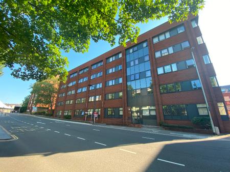 Flat Farnsby Street in Swindon