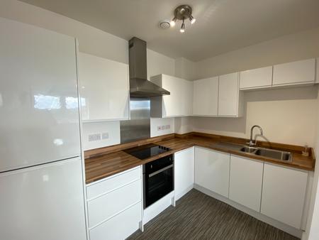 Flat Farnsby Street in Swindon